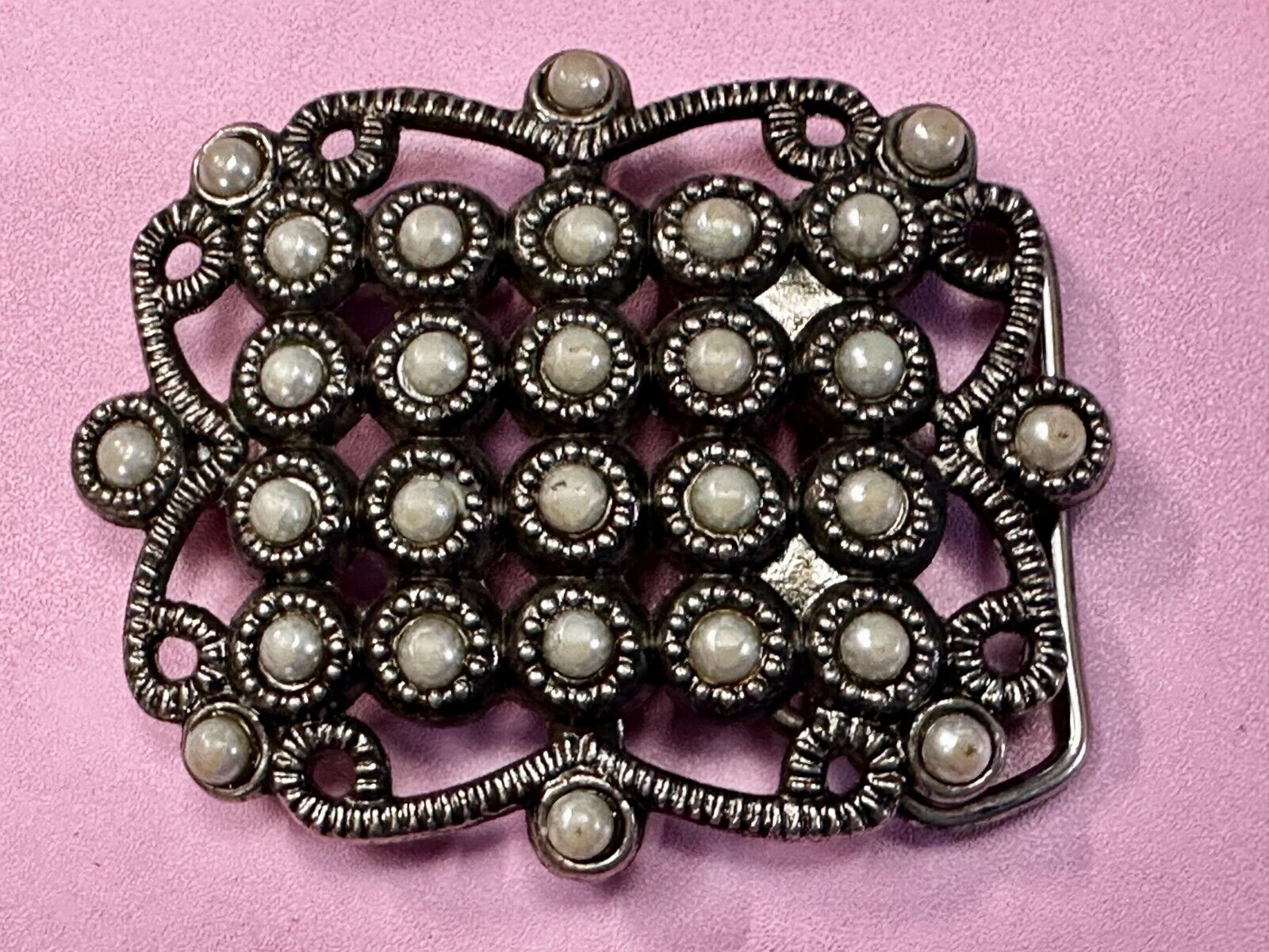Victorian Style Faux Pearl Accented See-Trough Gray Metal Belt Buckle