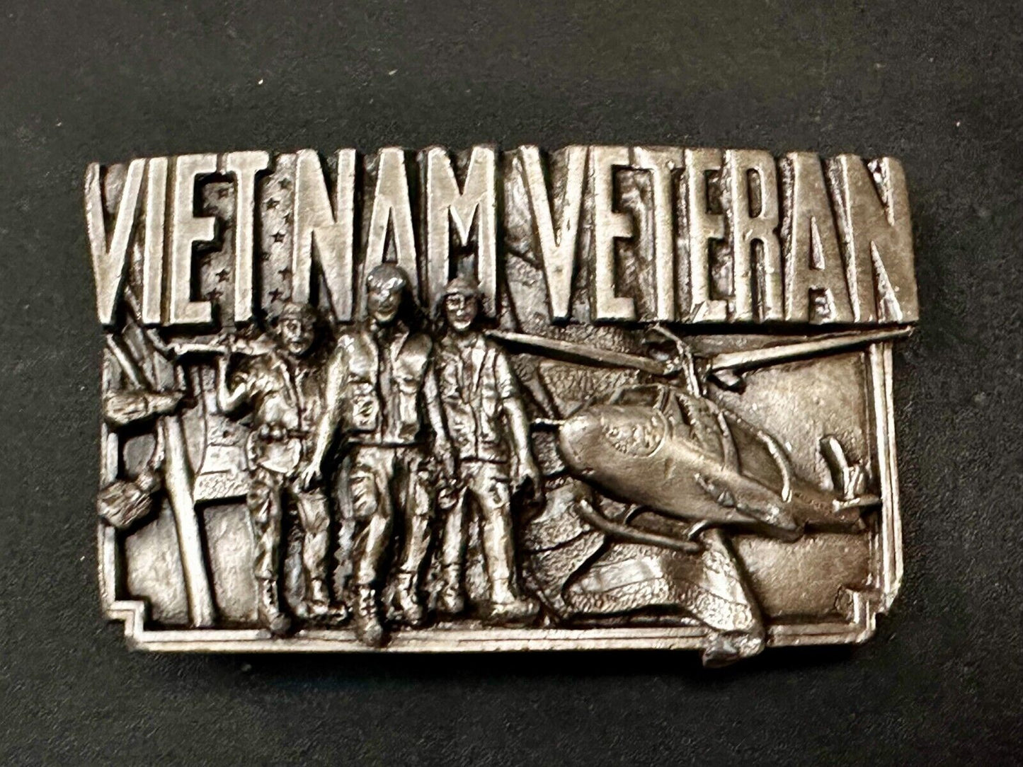 Veteran Vietnam Helicopter Soldiers Military Vtg 1983 Bergamot Belt Buckle
