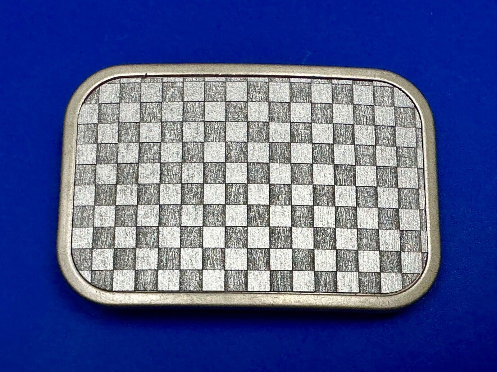 Tic Tac Toe grey WALLPAPER PATTERN  Buckle Down brand belt buckle in packaging