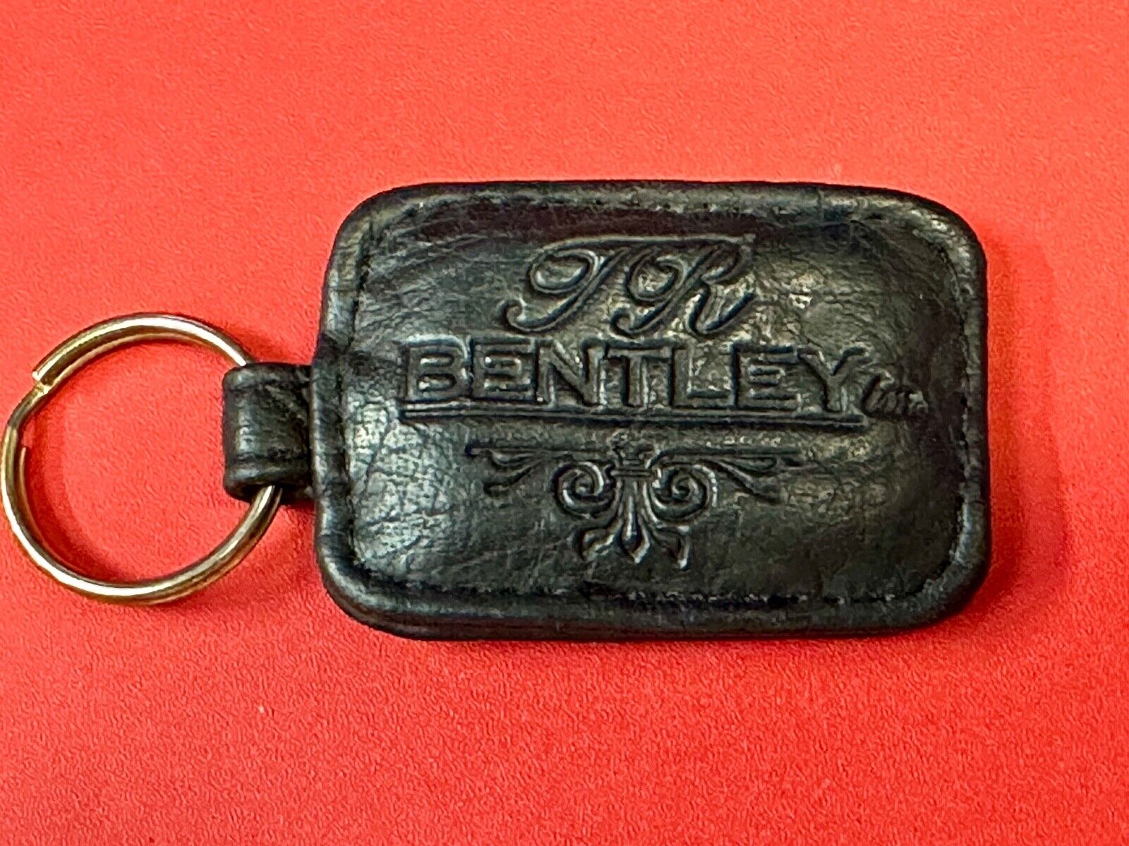Bentley TR Soft Leather Fob Car Key Chain Ring Car Dealership Dealers Keychain