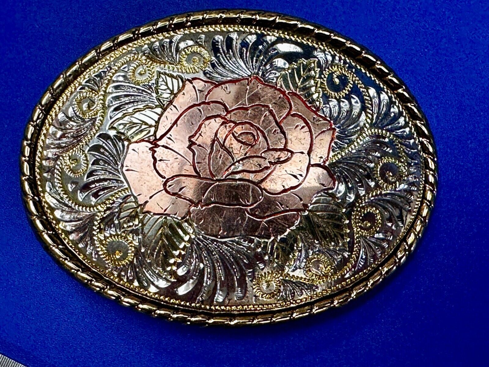 Beautiful Rose Small Etched Flower Swirl Design Vintage Belt Buckle W USA Made