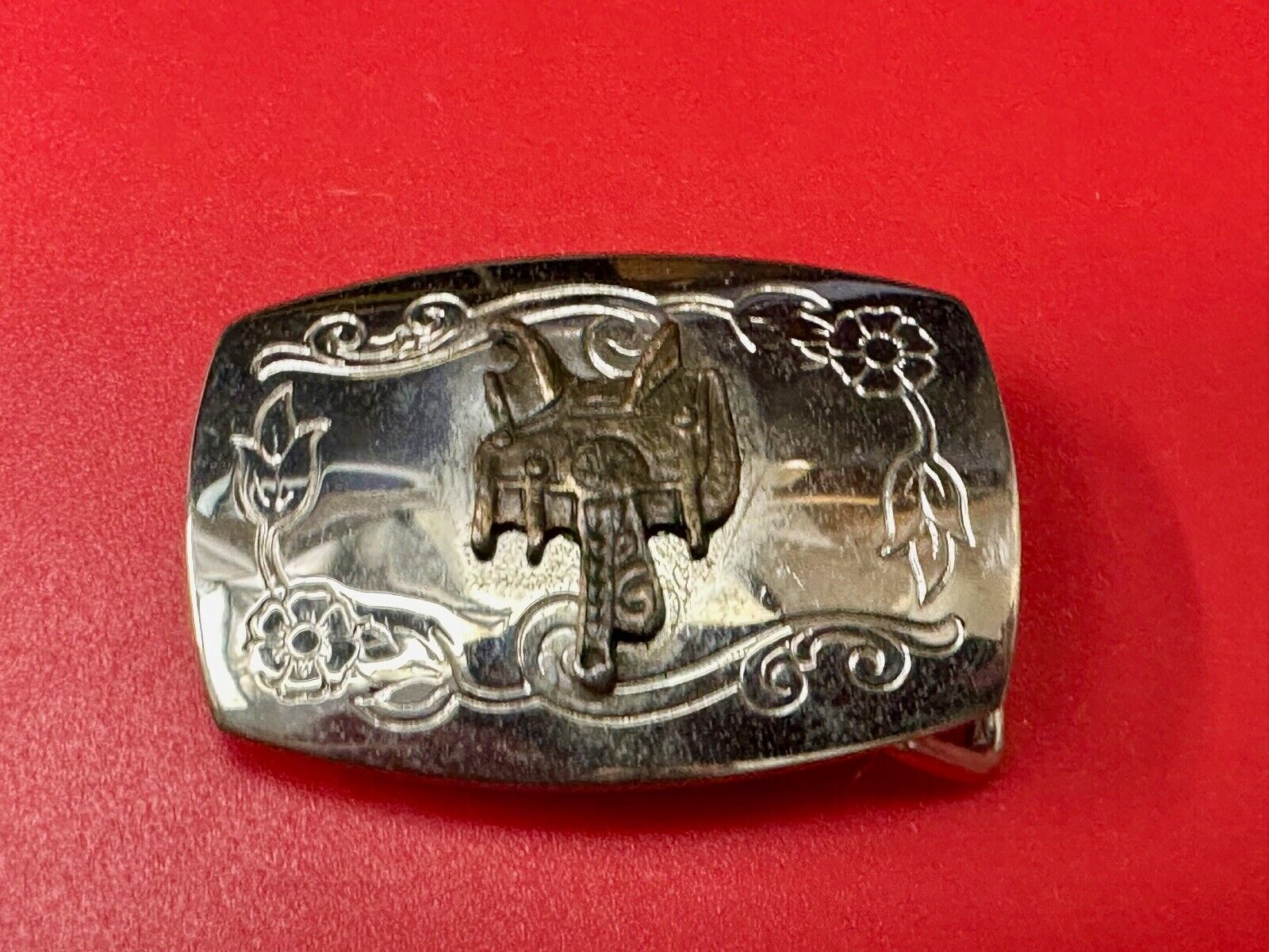 Vintage Cowboy Horse Saddle western two tone belt buckle
