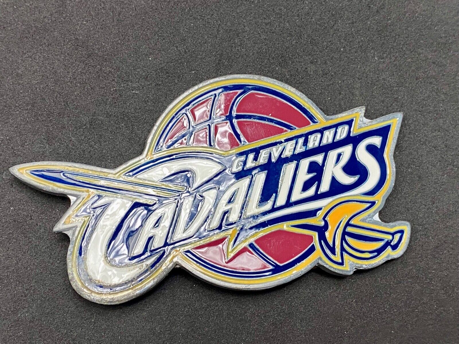 Used-  to repair  - CLEVELAND CAVALIERS NBA BASKETBALL BELT BUCKLE 