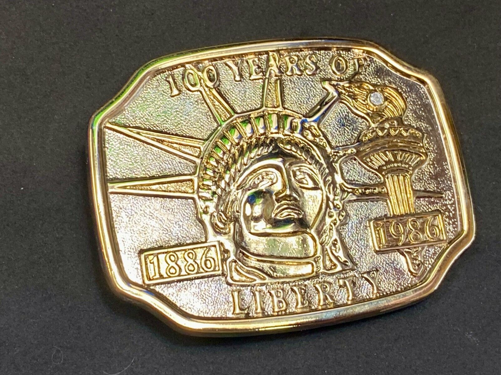 100 Years Of Liberty - Statue Usa Commemorative Gold & Silver Tone Belt Buckle