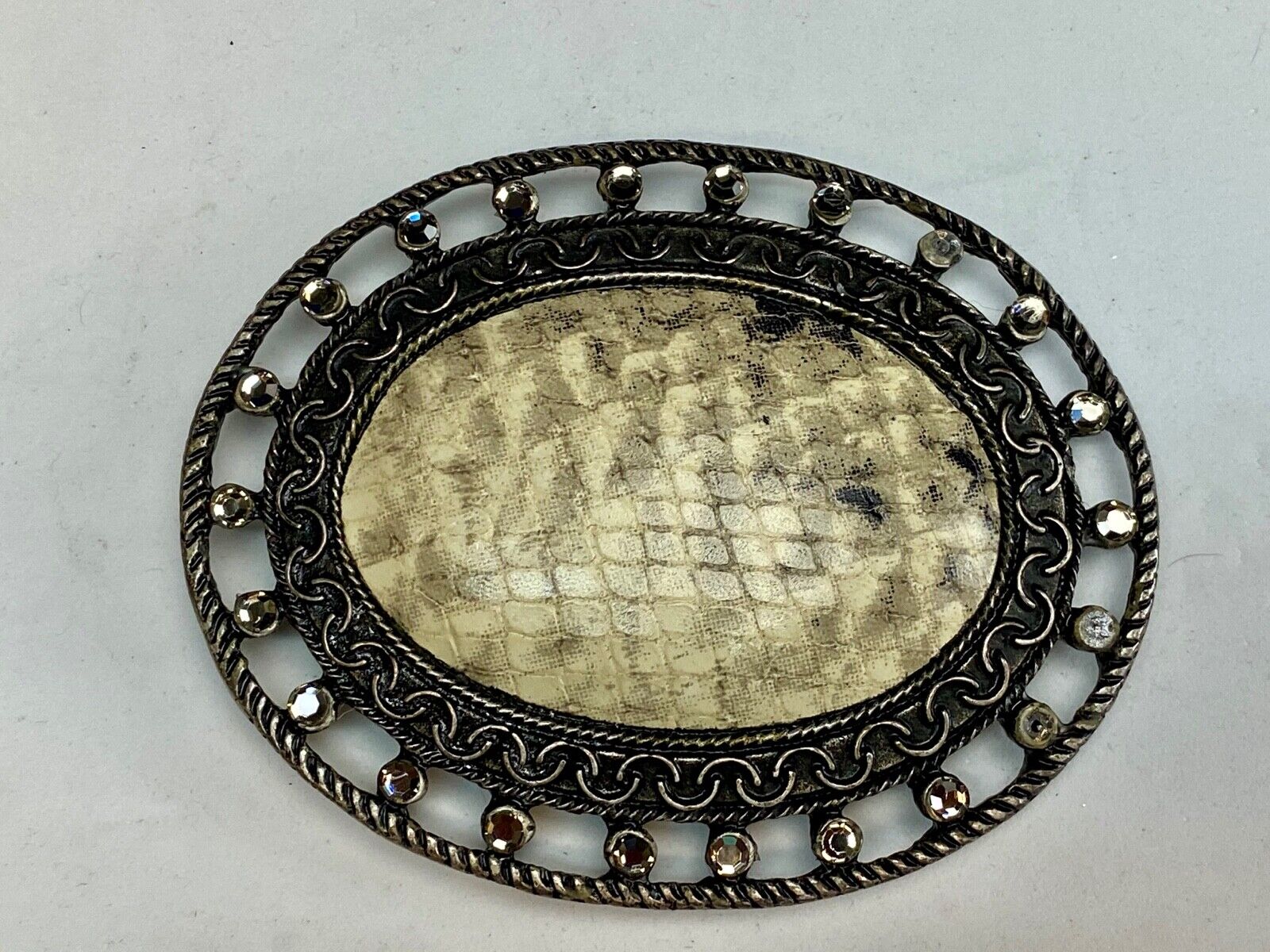 USA made rattle snake skin in rhinestone surround belt buckle 