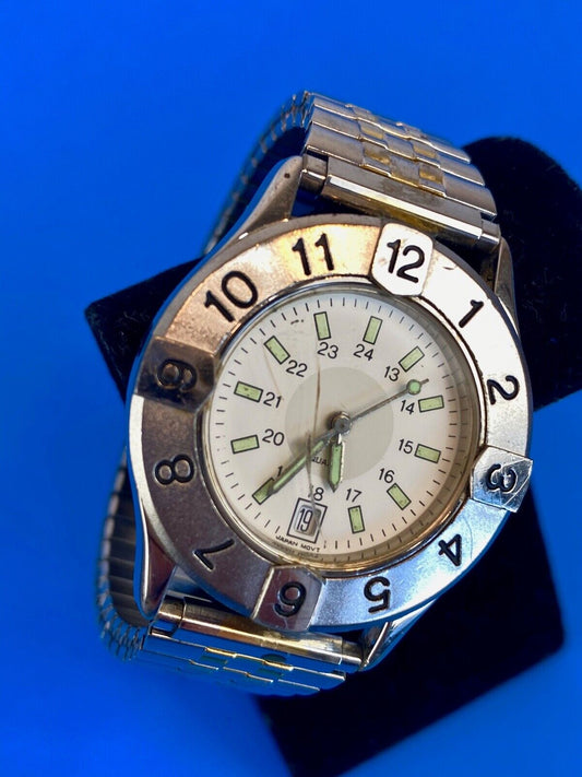 Avon 1" Wide Silver Tone Watch With Date  - Fresh Battery. - Unique Shape 