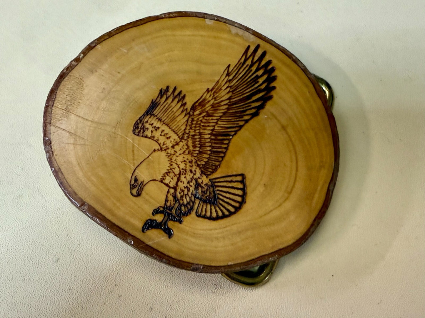 American Bald Eagle Hunting Diving Etching Picture On Wood Log Belt Buckle