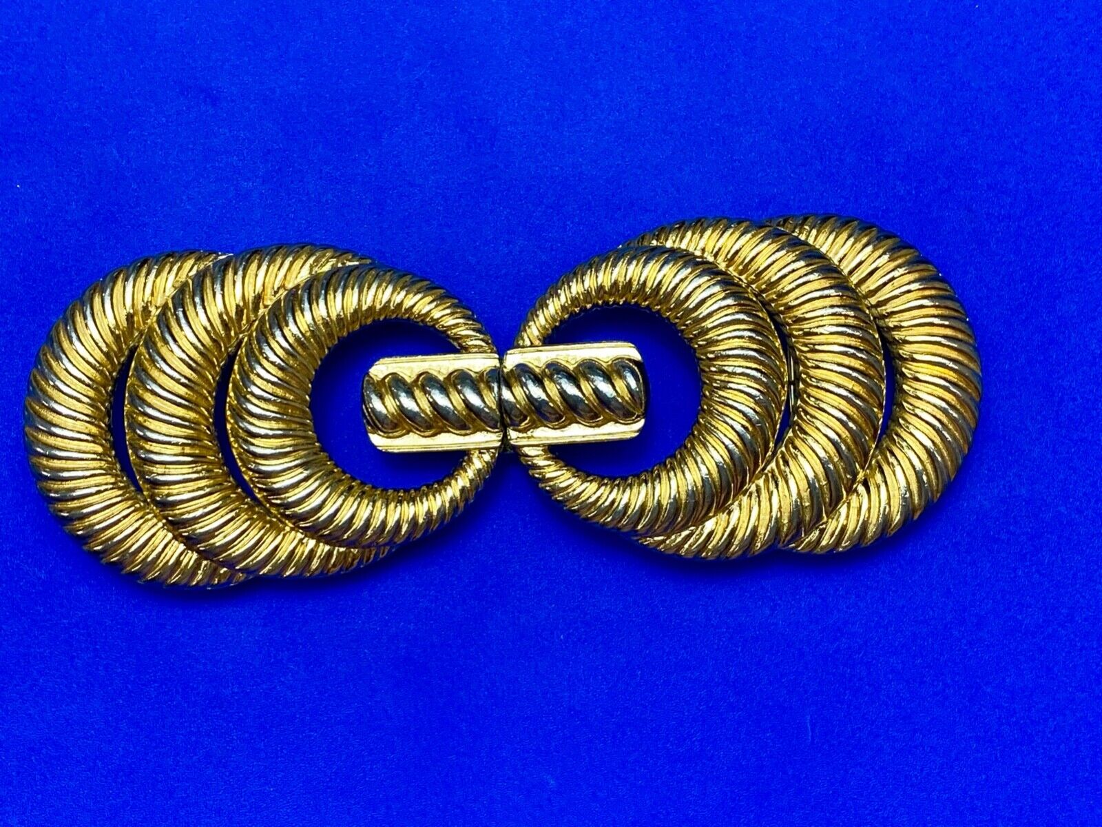 80's Accessocraft NYC Loops - Two piece Interlocking gold color belt buckle