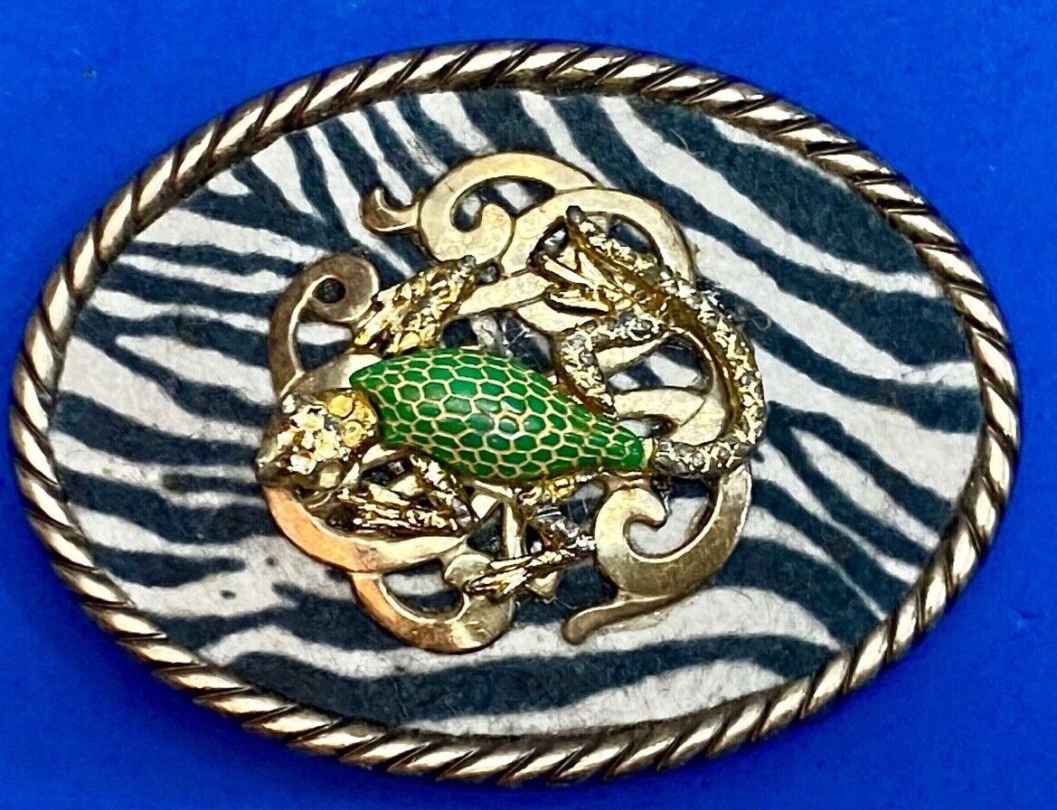 Unique!   Zebra Pattern Belt Buckle With Green Lizard ?Insect Bug? Center 