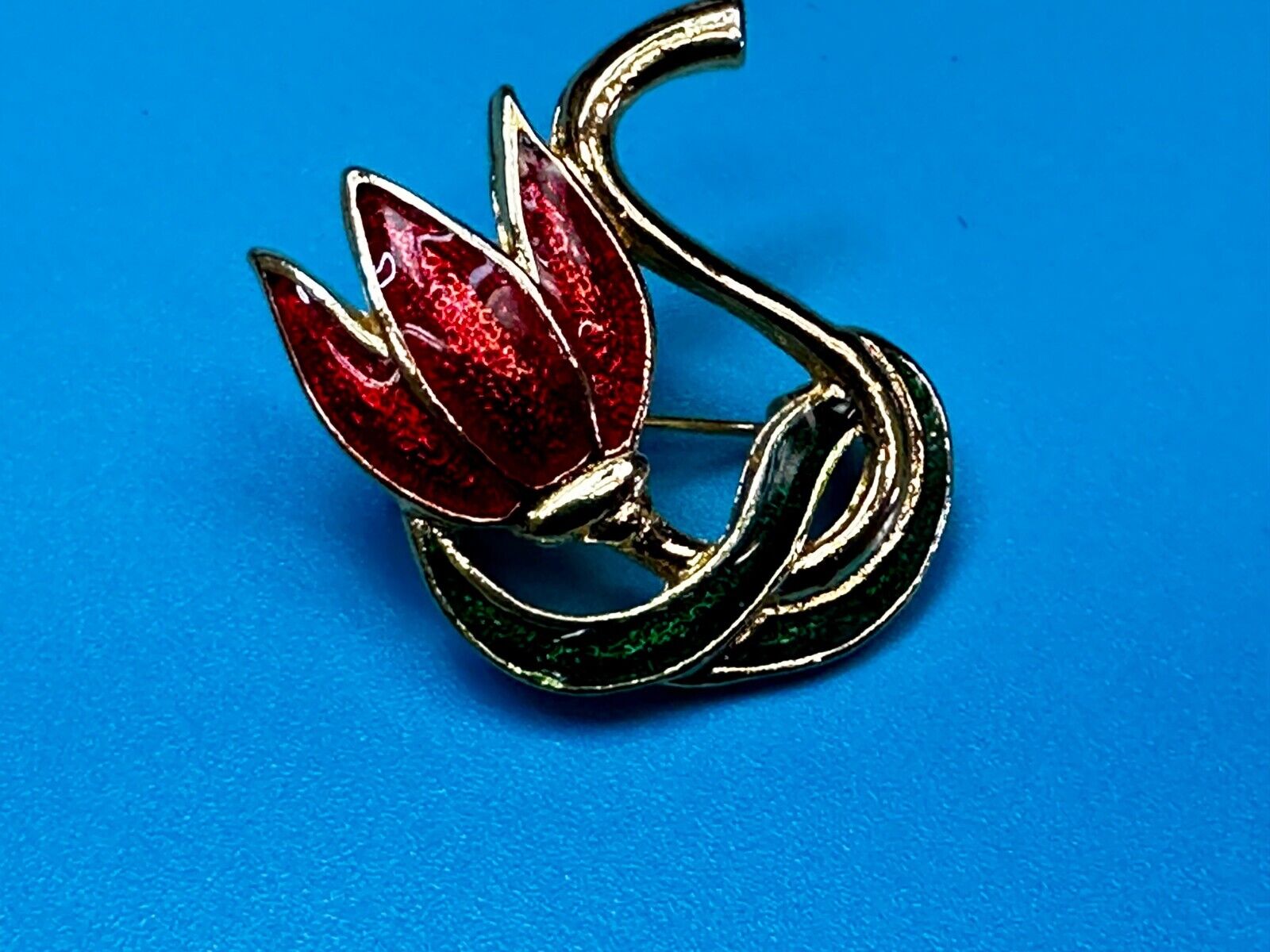 Tulip Lotus Flower Red Green Enamel Gold Tone Brooch Pin Signed by SFJ