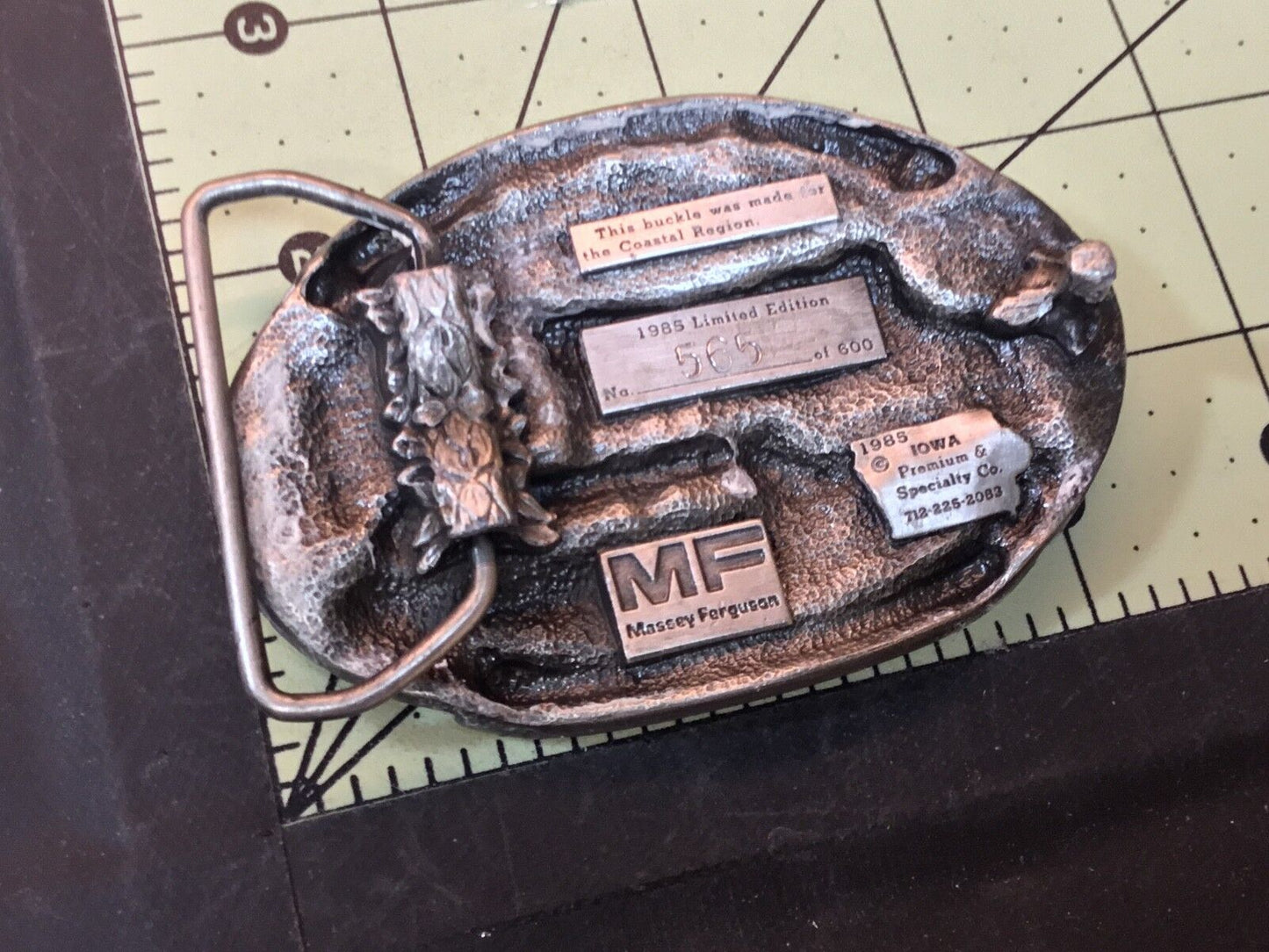 Vintage  Massey Ferguson Summer 1985 LIMITED edition  collector belt buckle