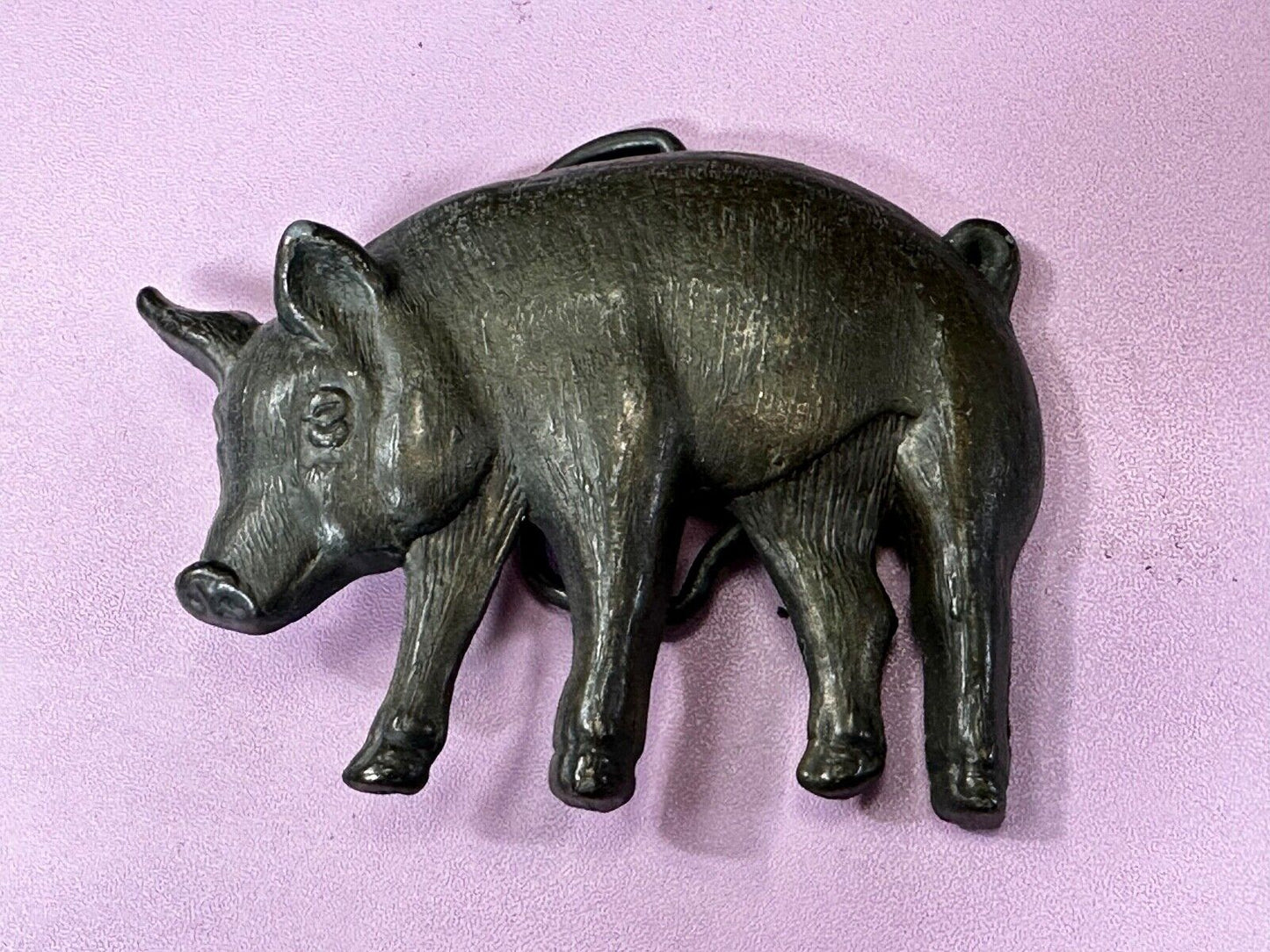 Unique Pig Hog On The Farm Cutout Swine Animal Belt Buckle number 4157