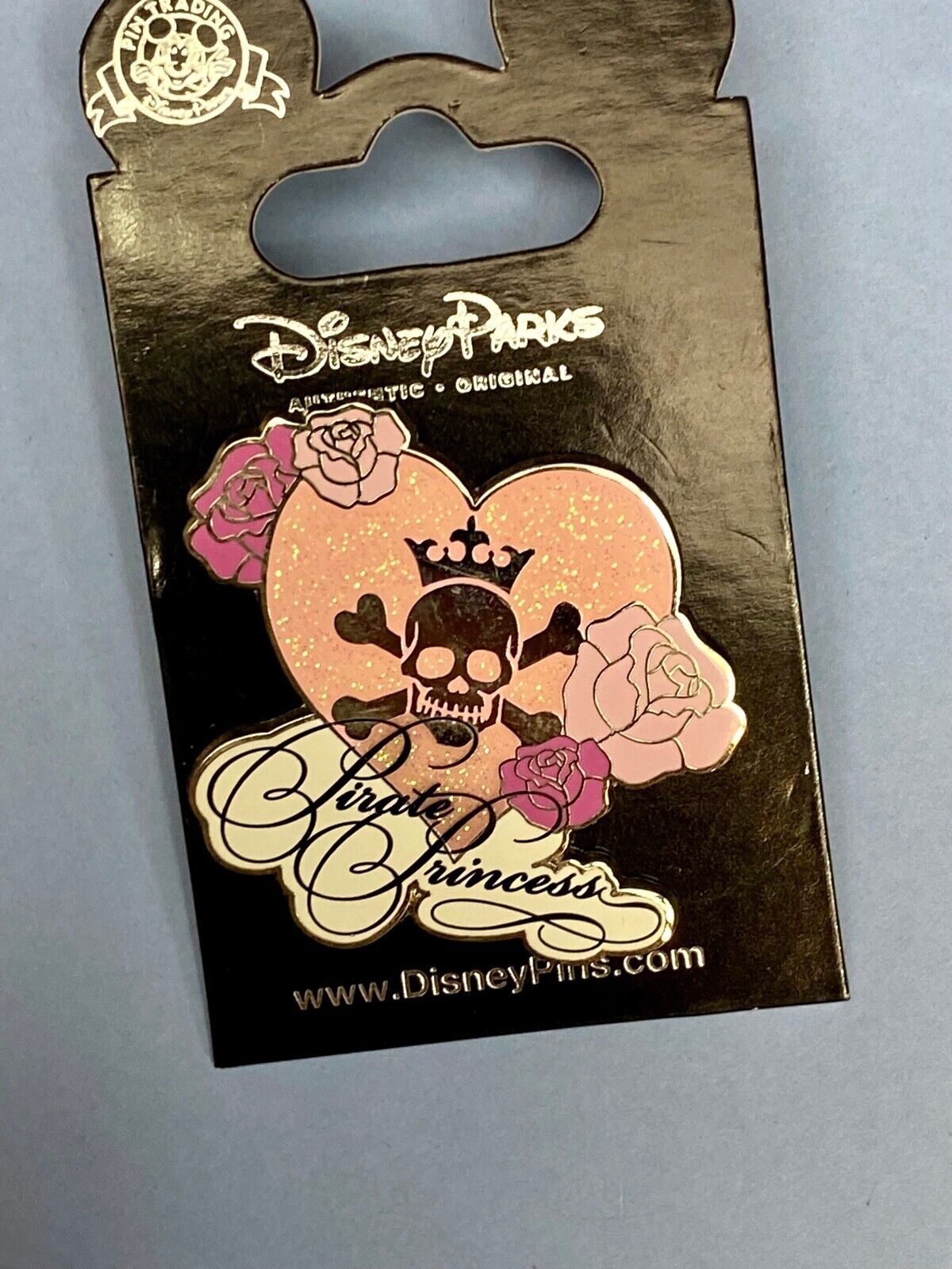 23812 - Pirate Princess - Heart, Skull & Roses  05/05/2011  Disney Parks