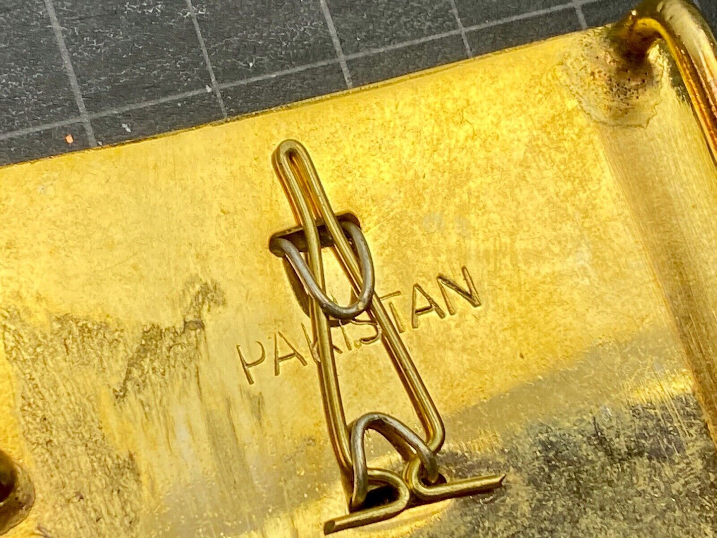  American Eagle Belt Buckle E Pluribus Unum Crest Shield marked 🤔PAKISTAN? 