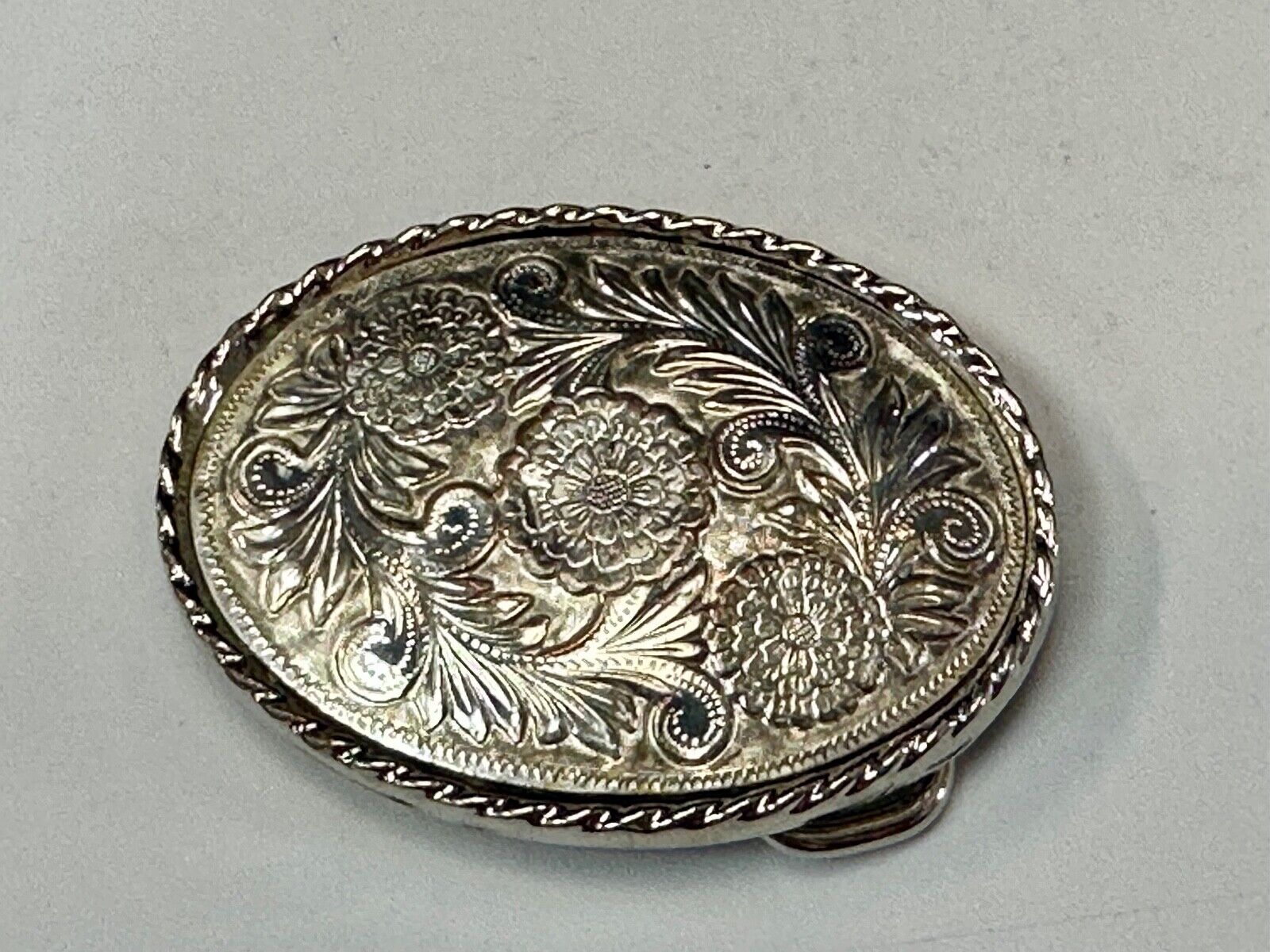 vintage flower leaf design western etched belt buckle marked W