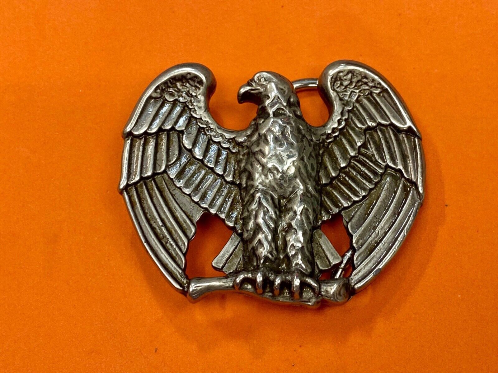 Vintage Avon 1970s Patriotic American Eagle Silver Tone belt buckle