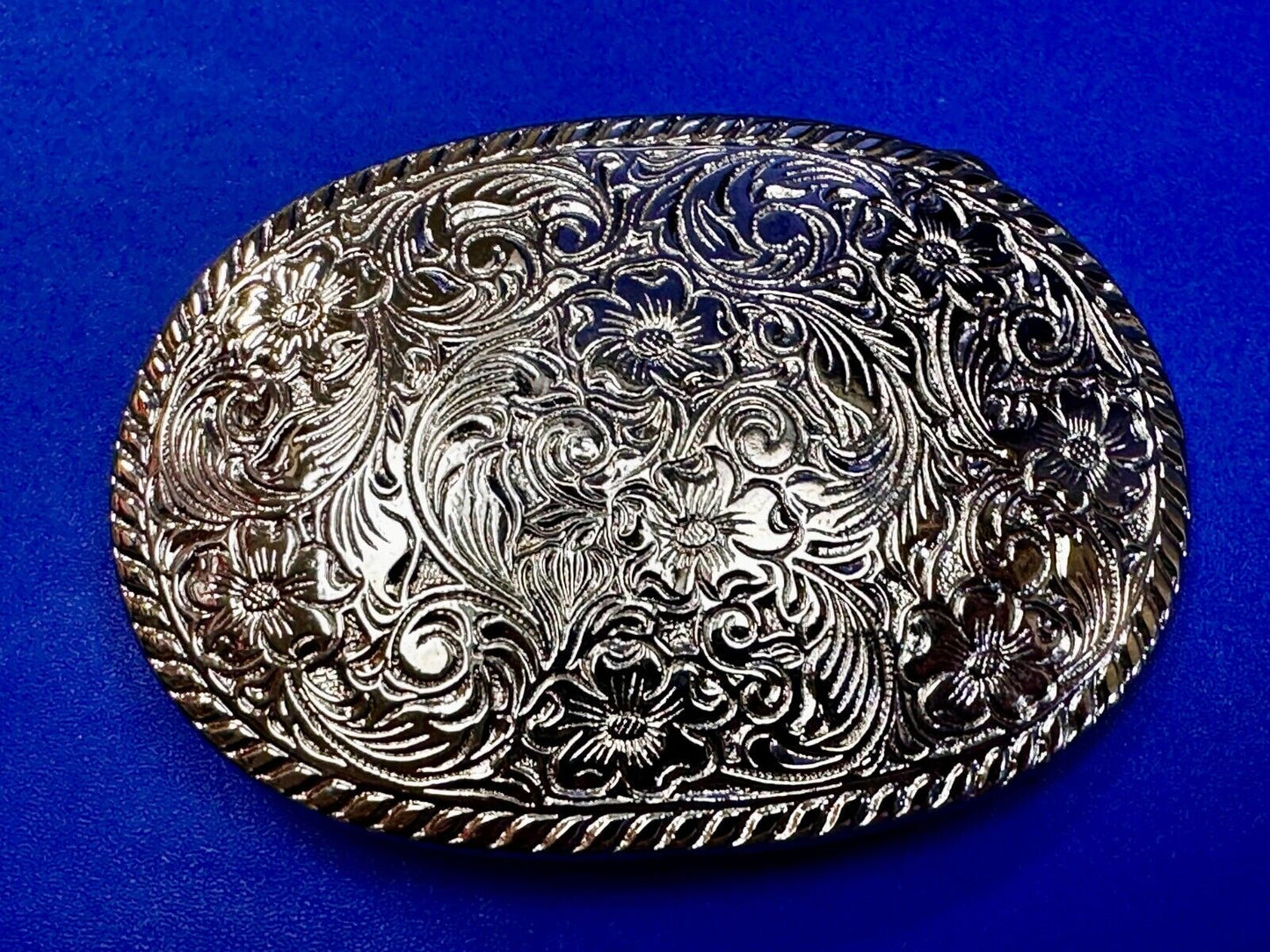 Vintage Floral Theme Oval Silver Tone Western Ornate Flower Swirl Belt Buckle
