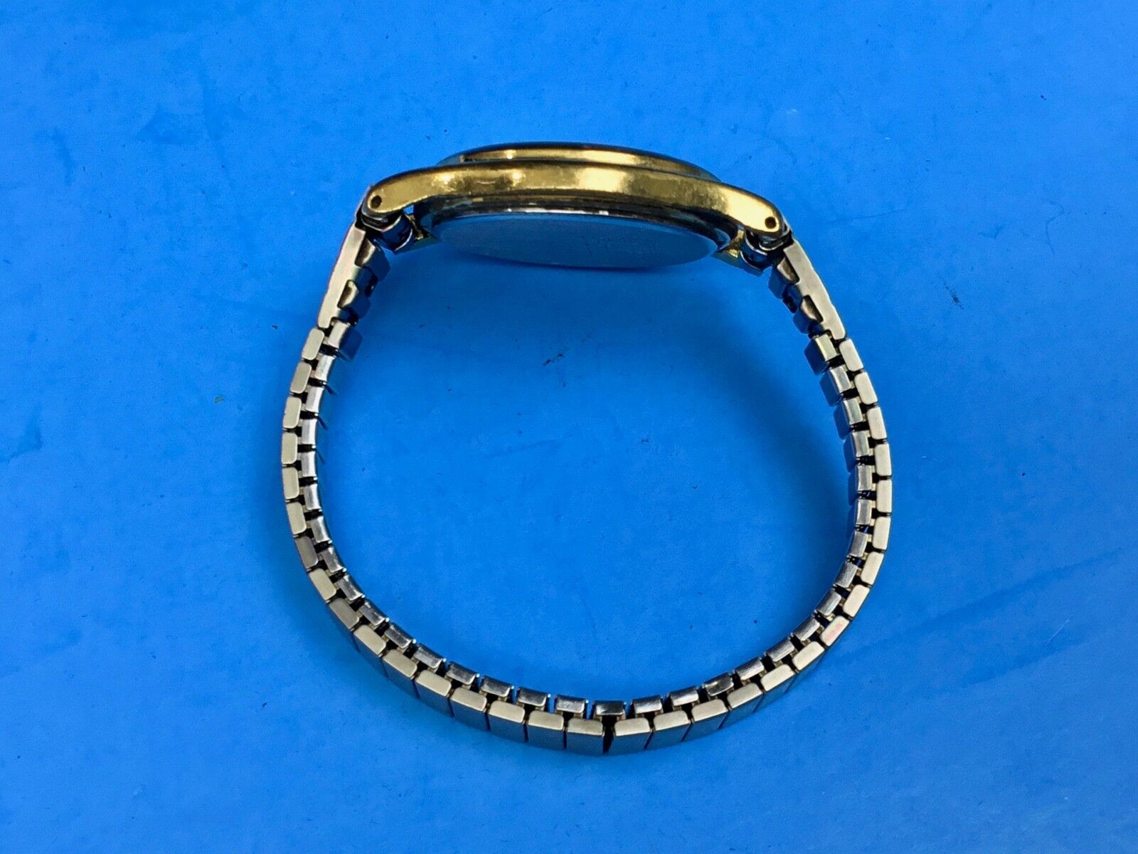 Vintage Ladies  Gold Tone Pulsarwatch Skinny Stretch Band Vx82-Oaro  