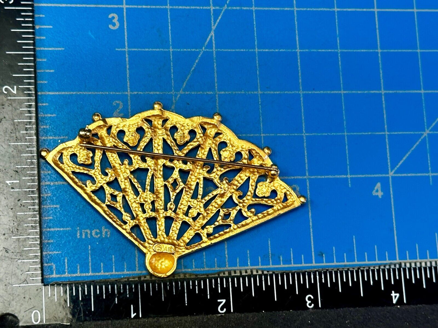 Anne Klein Brooch Pin Elegant Open Hand Fan Heart Matte Gold Tone Estate