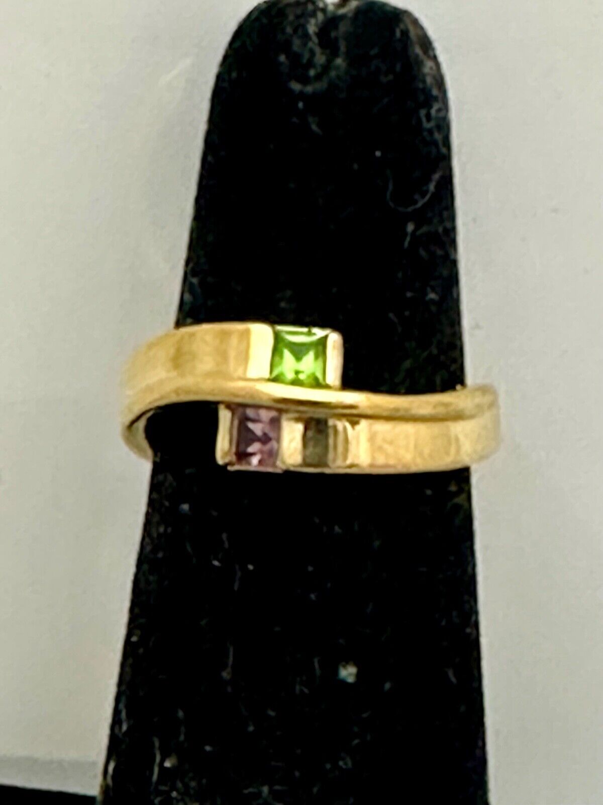 18K Gold Amethyst Peridot Princes Cut Channel Set Modern Wrap Ring Sz 6  3.05g