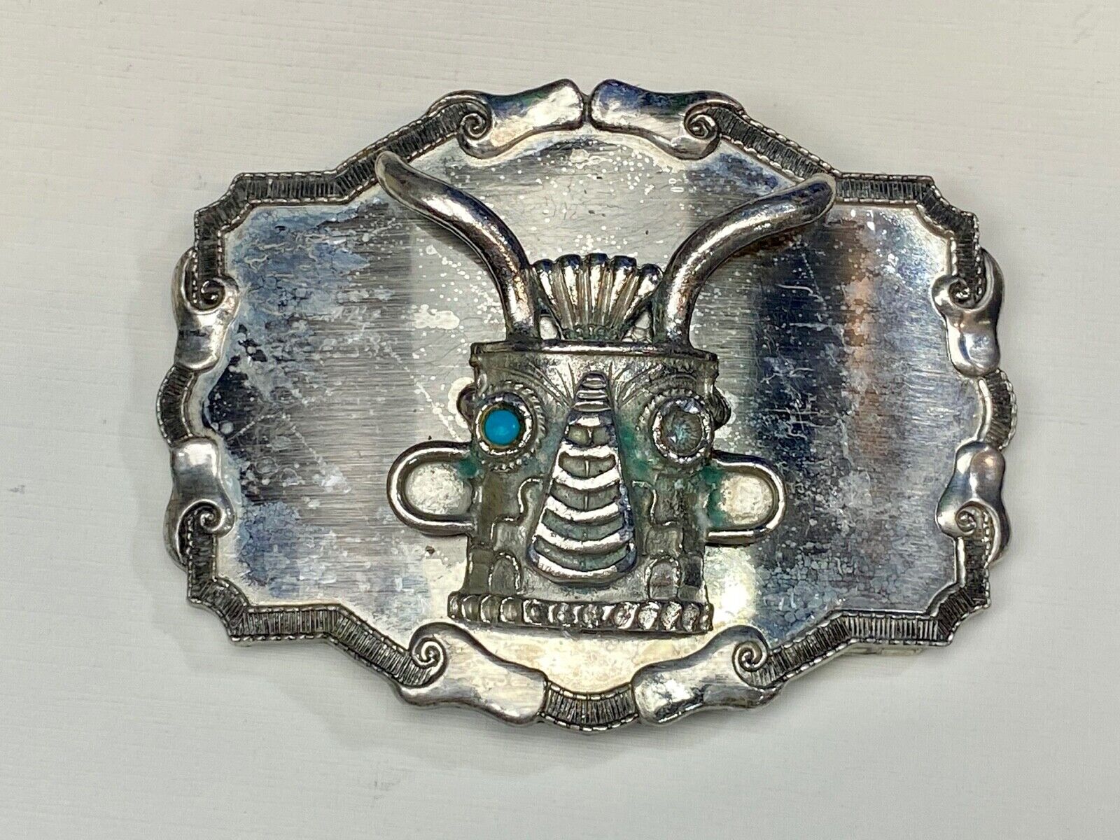 Very Different!   Raised Robot Head missing a blue eye! on western belt buckle 