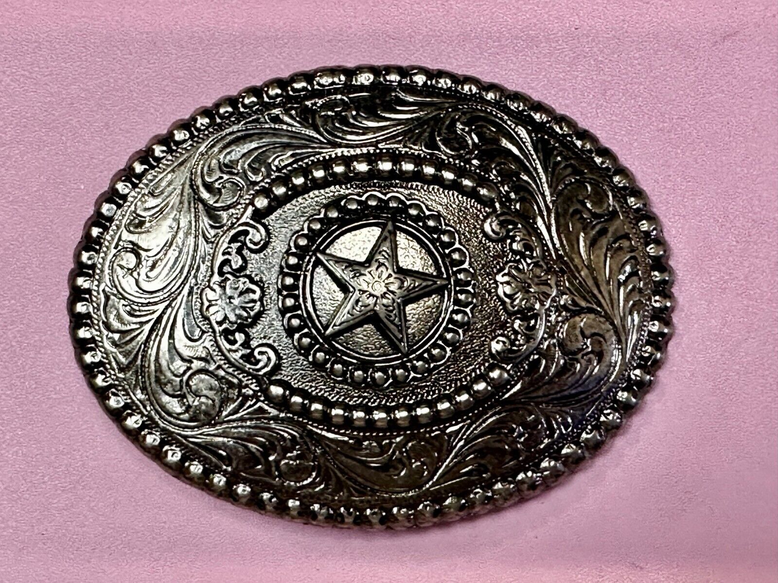 The Lone Star Centered In Oval Flower Swirl Silver Tone Belt Buckle