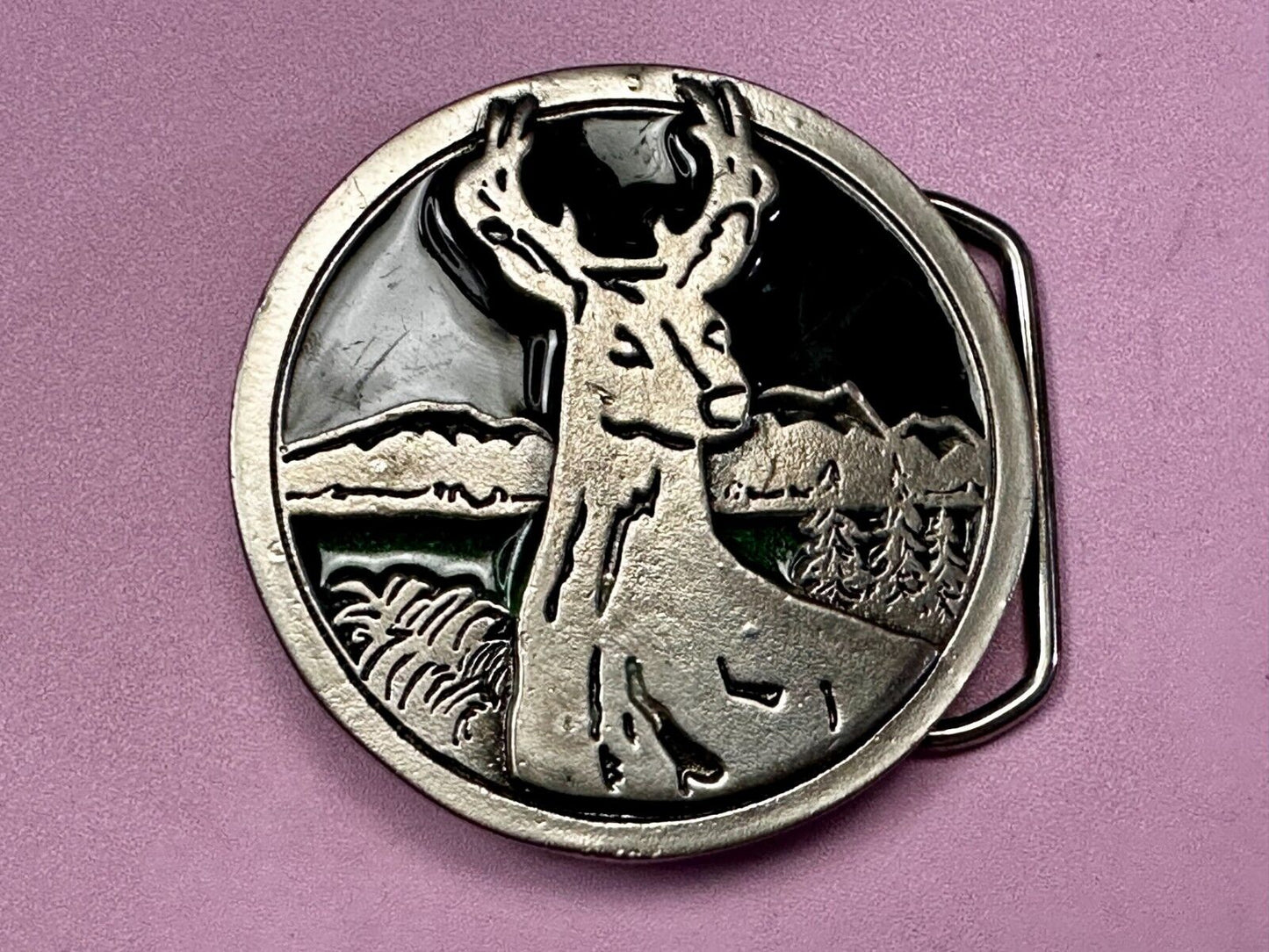 Abstract Deer Drawing Vintage Round Raised numbered Belt Buckle