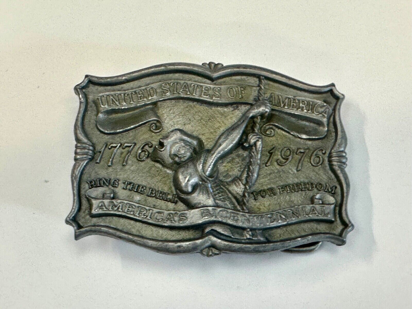 Americas Bicentennial 200 year Celebration 1976 belt buckle by Prov-Line