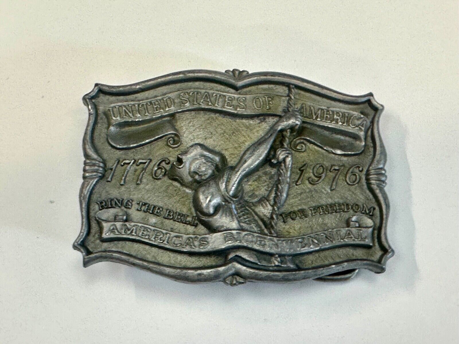 Americas Bicentennial 200 year Celebration 1976 belt buckle by Prov-Line