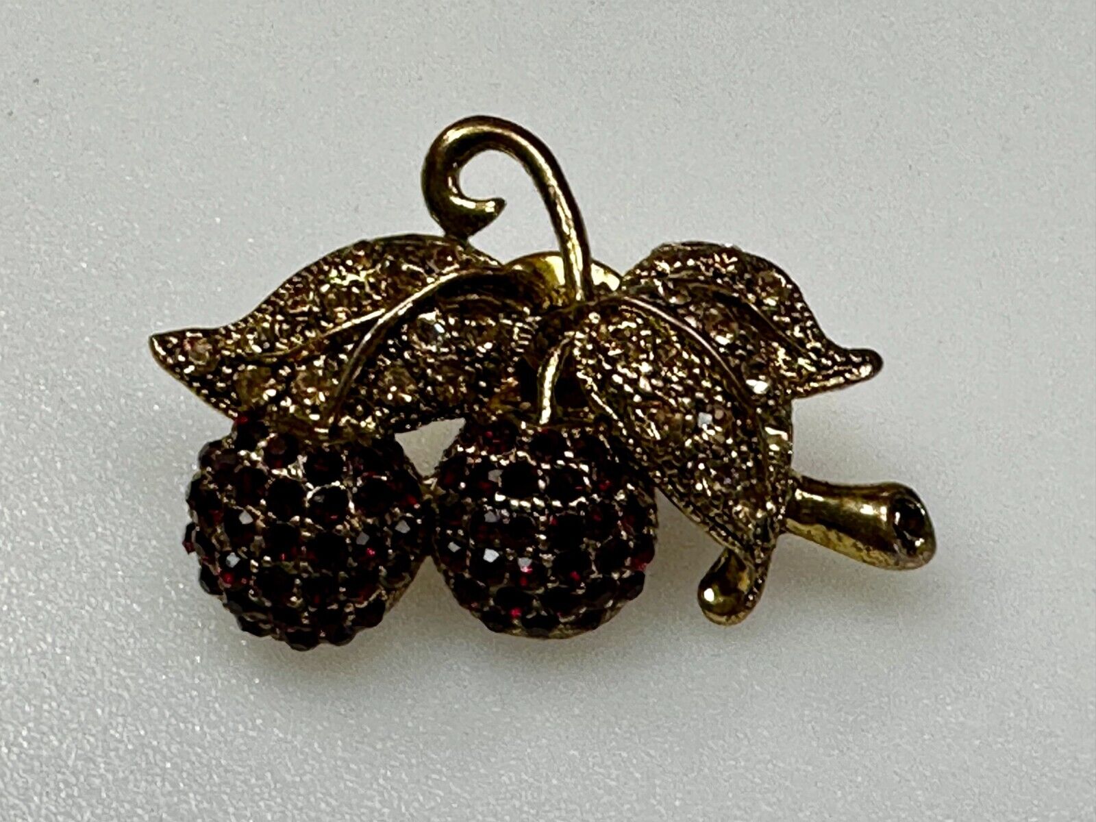 Two Cherries Cluster Fruits Vtg. Rhinestone Covered Figural Gold Tone Brooch Pin