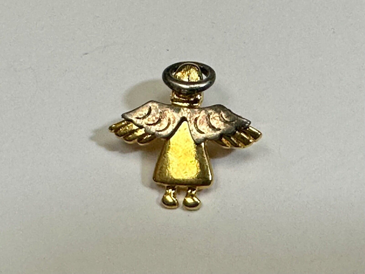 Angel Flying Away!   Vintage two tone Adorable small Vintage pin brooch