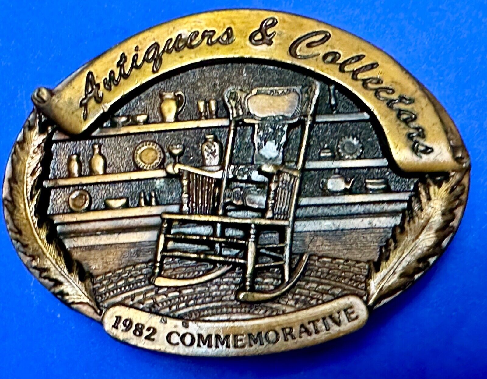 Antiques and collectables dealers 1982 Commemorative rocking chair belt buckle