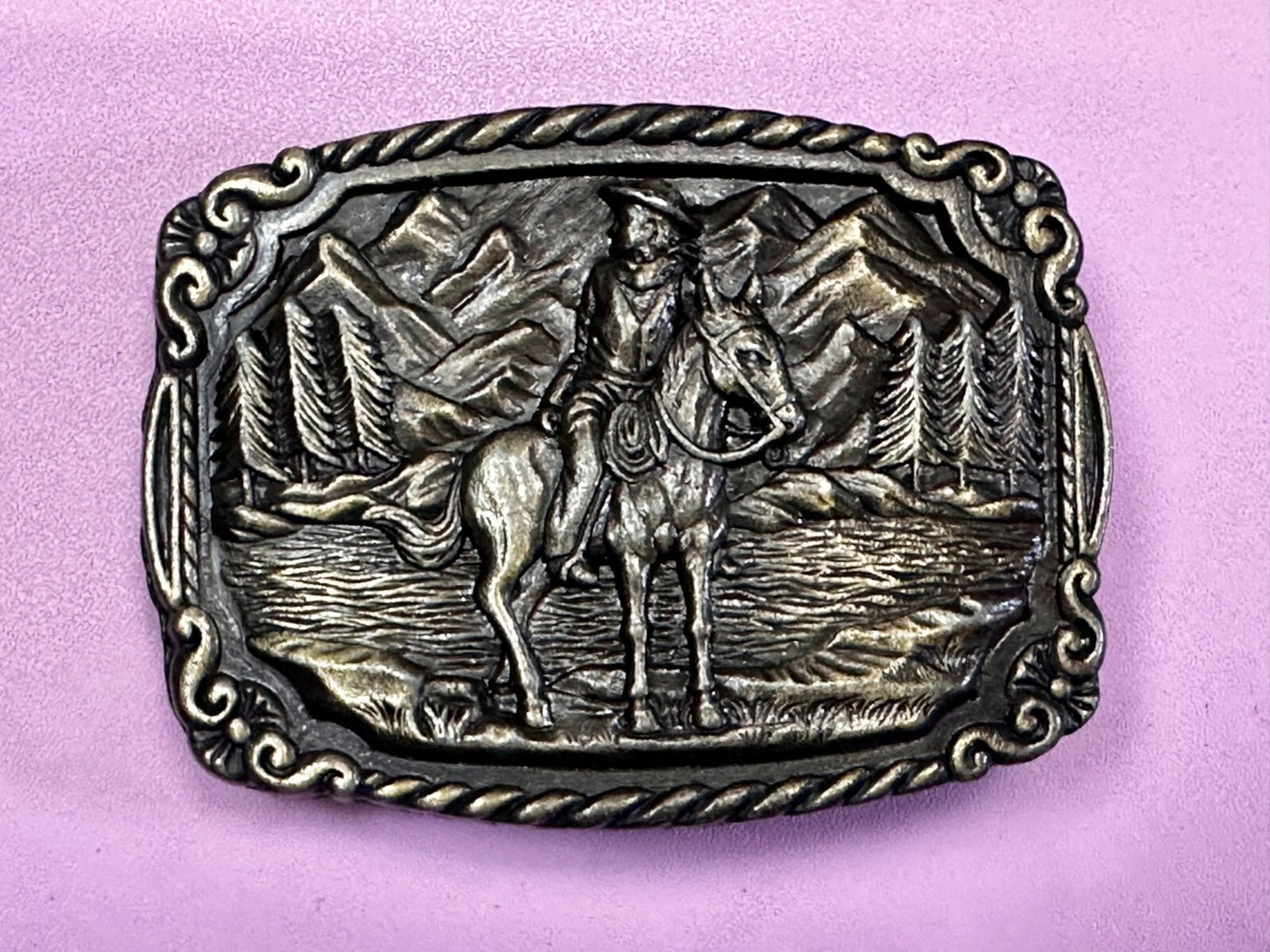 Tall In The Saddle Western Cowboy Leading Wagon Train Vintage ART Belt Buckle 