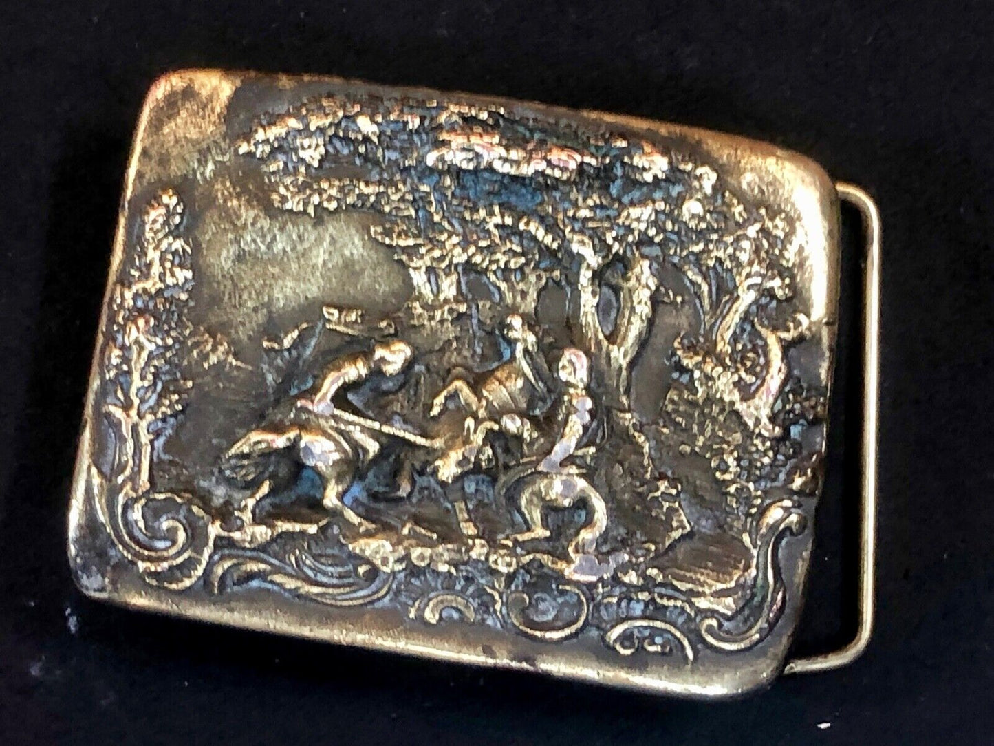 Vintage 1975 Adezy belt buckle - Battle scene? in forrest soldiers people 