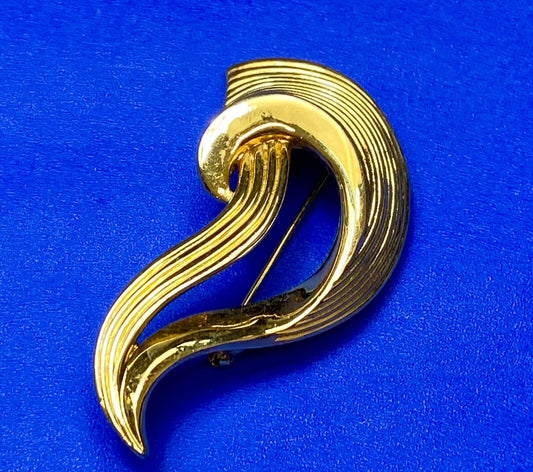 Vintage Brooch MJENT M Jent gold tone Abstract leaf swirl wave Large lapel pin
