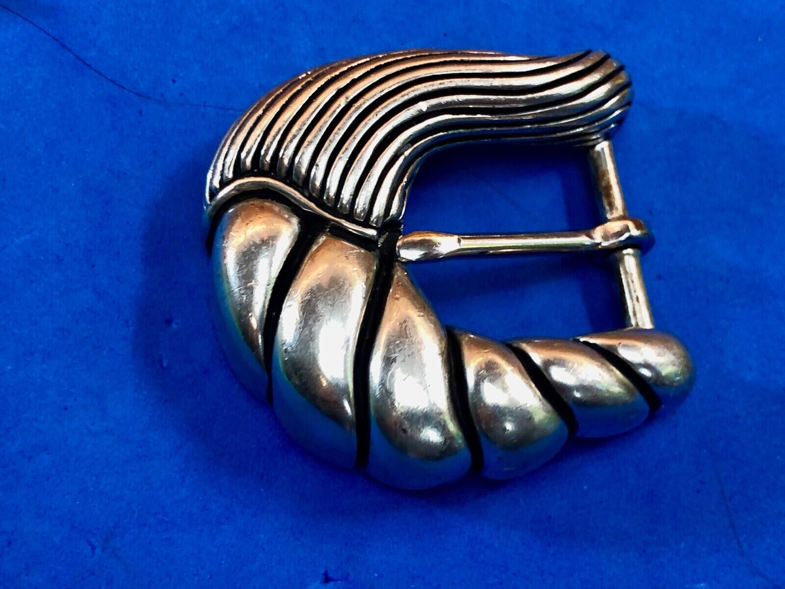 Vintage  silver tone dress women’s ladies belt buckle.  #1122 Vicenza 
