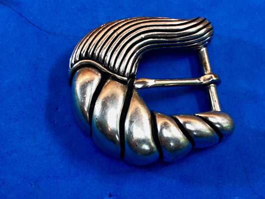 Vintage  silver tone dress women’s ladies belt buckle.  #1122 Vicenza 