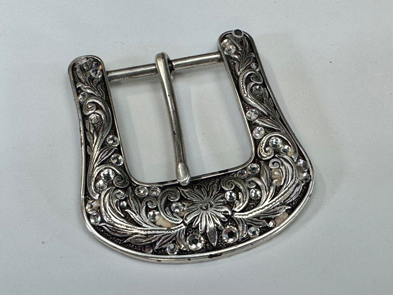 Ariat signed western ornate ranger silver tone belt buckle with Rhinestone's
