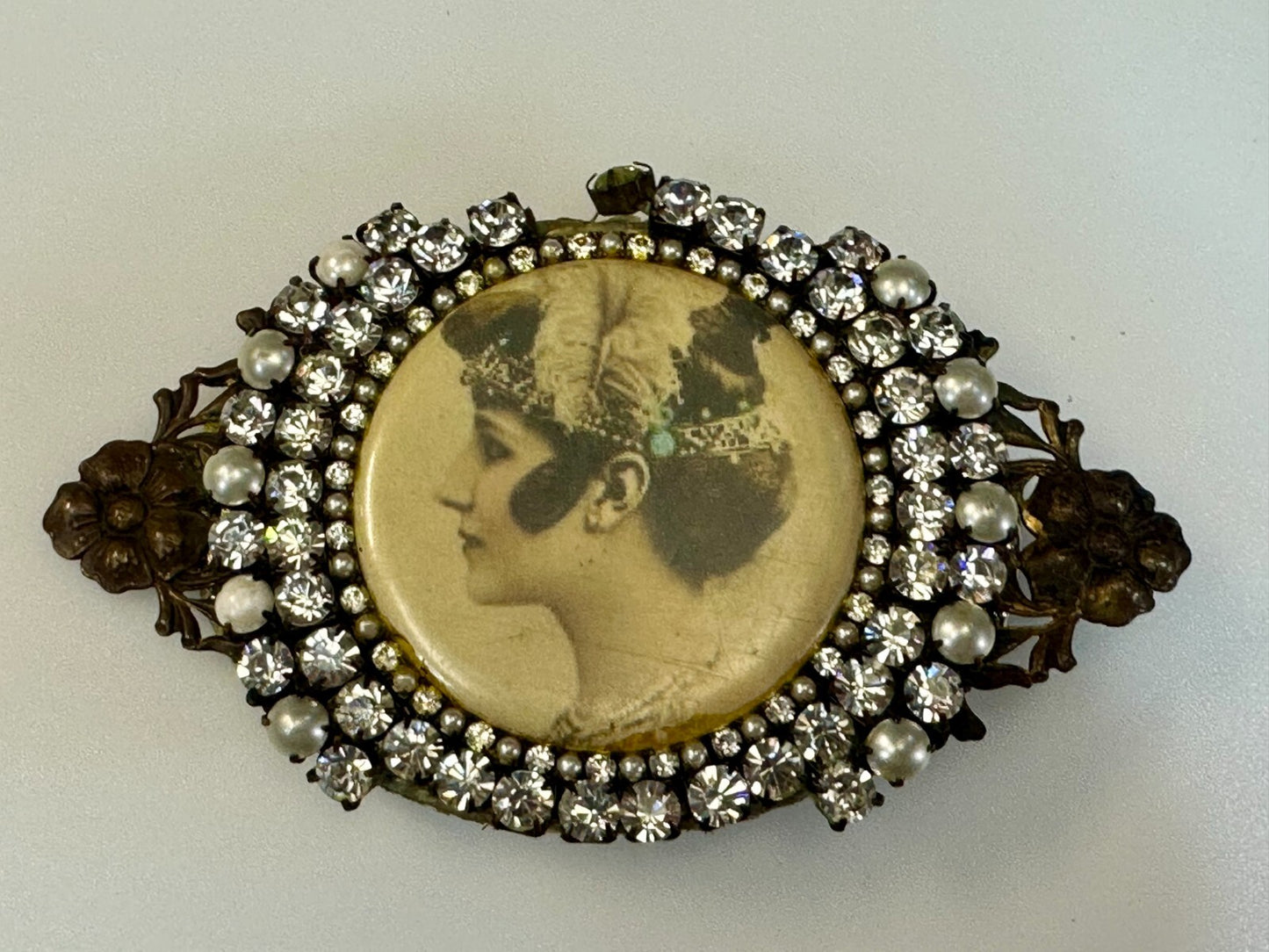 Victorian Woman Painting Cameo Vintage W Belt Buckle - Missing Rhinestone's