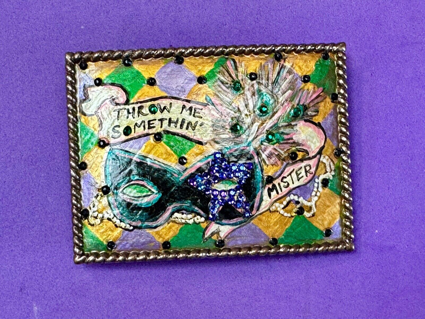 Unique Theatre Stage Show artisan belt buckle - Throw me something mister!