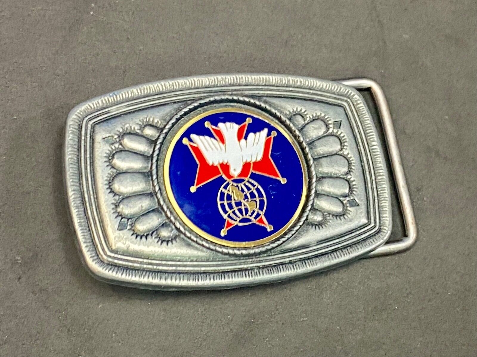 Unknown To Me Dove? As Picture Centerpiece In Southwest Vibebelt Buckle 