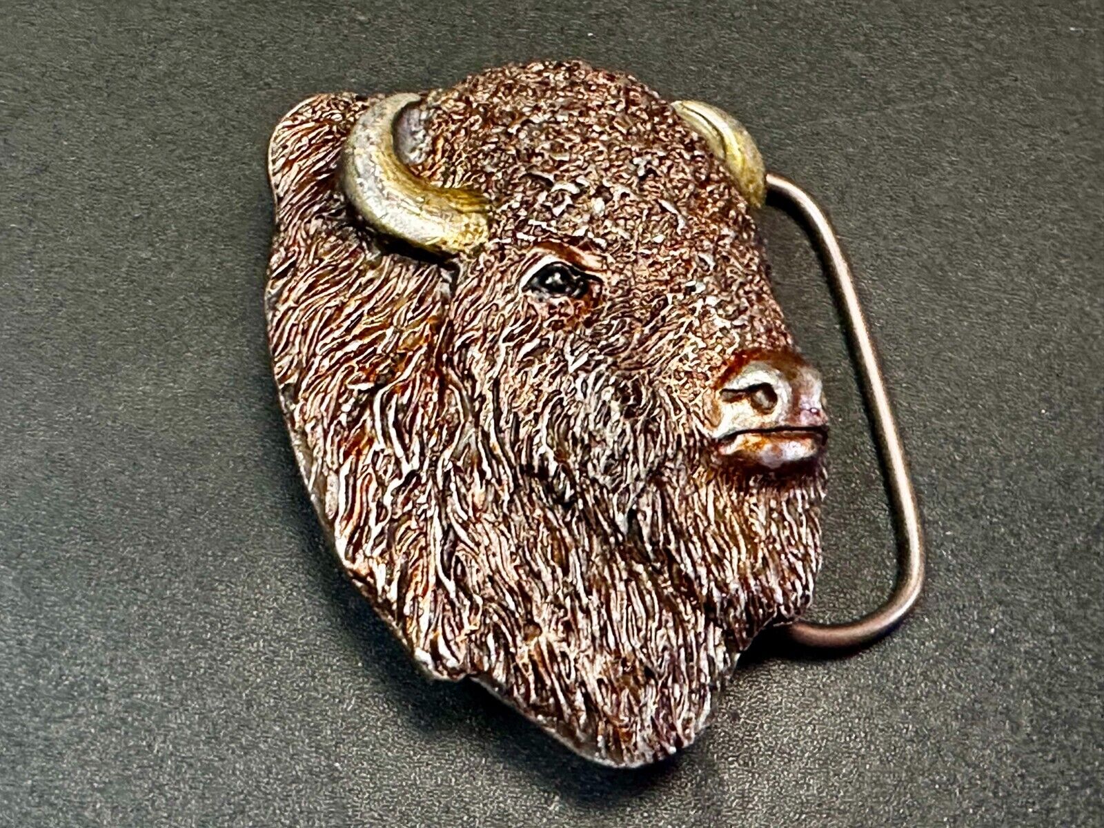 Bison Buffalo Grazing Bull Head Belt Buckle 1999 by Bergamot Brass Works # 1-144