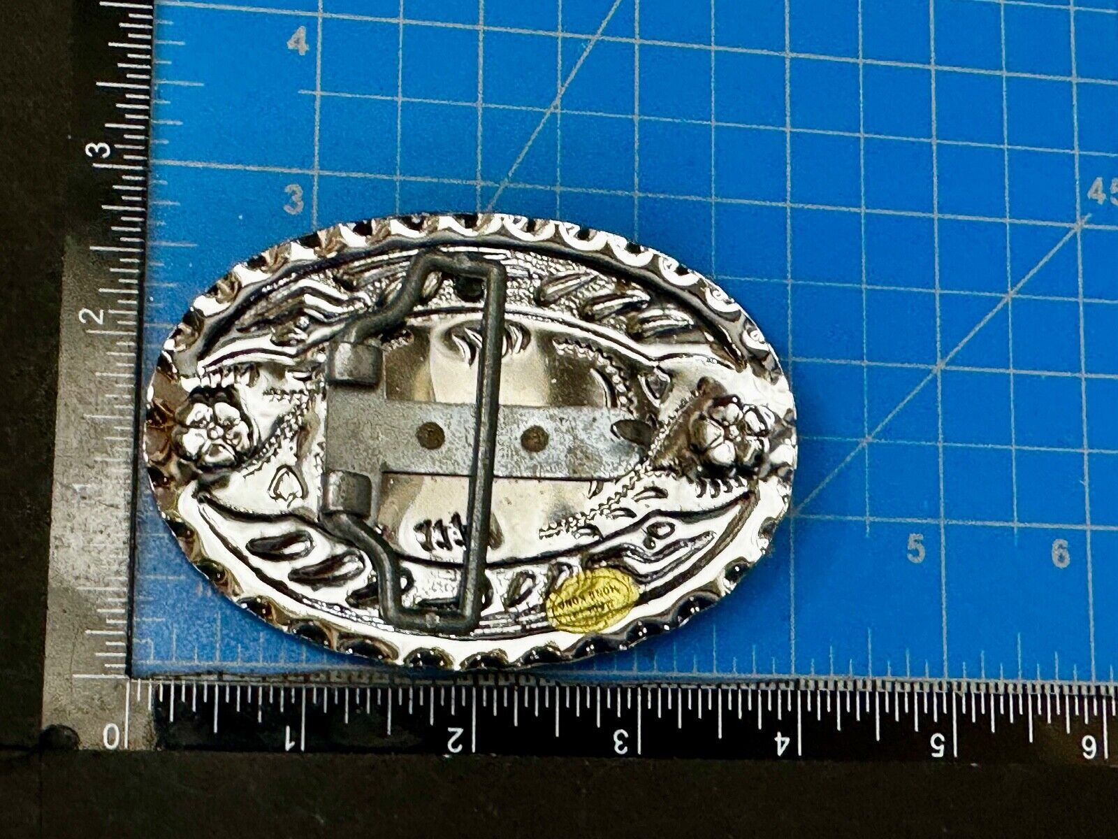 American Bald Eagle Flying High Silver Tone Patriotic Oval Cowboy Belt Buckle