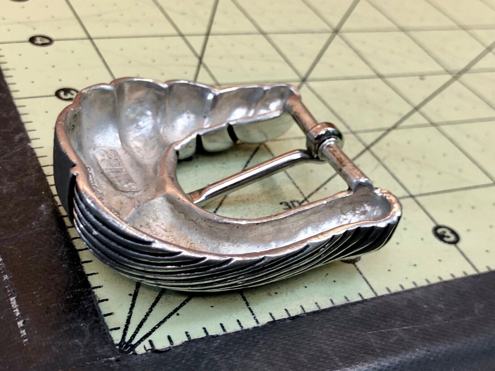 Vintage  silver tone dress women’s ladies belt buckle.  #1122 Vicenza 