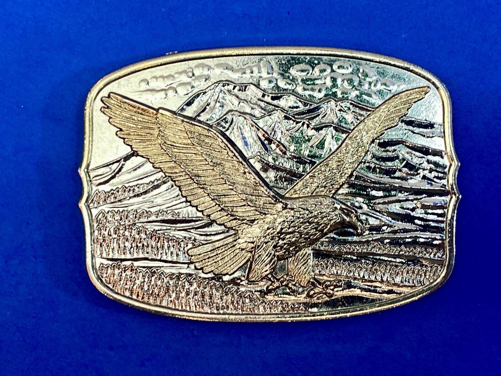 American Eagle Against Mountains Metal Numbered Belt Buckle Country Western