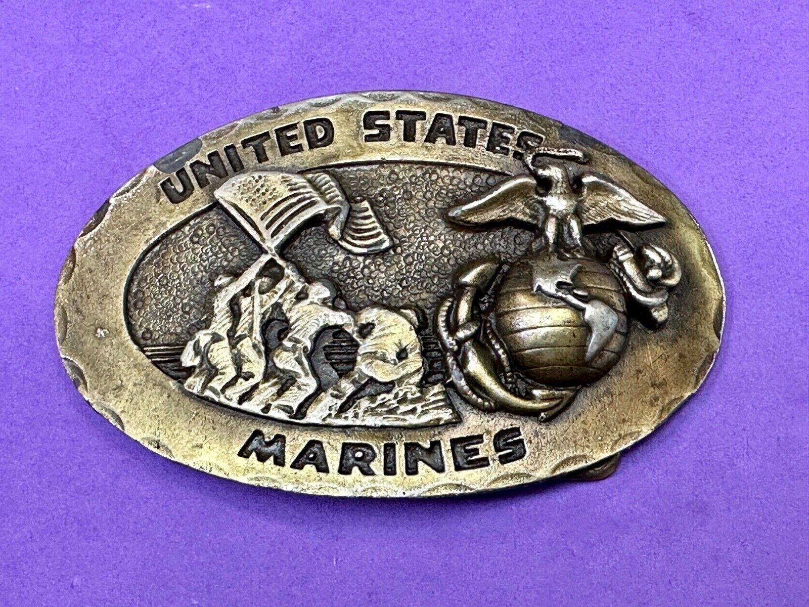 United Sates Marines Fallen Soldiers Monument  Flag 1975 Baldwin belt buckle