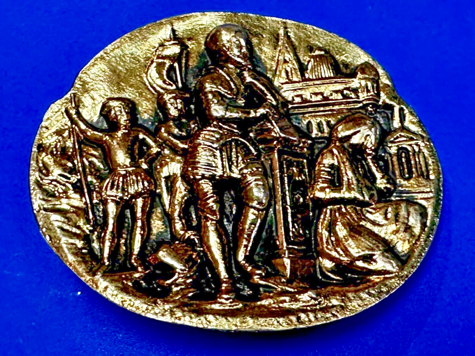 Ancient Egyptian Pharaoh Prince Warrior Figure Vintage Gold Tone Belt Buckle