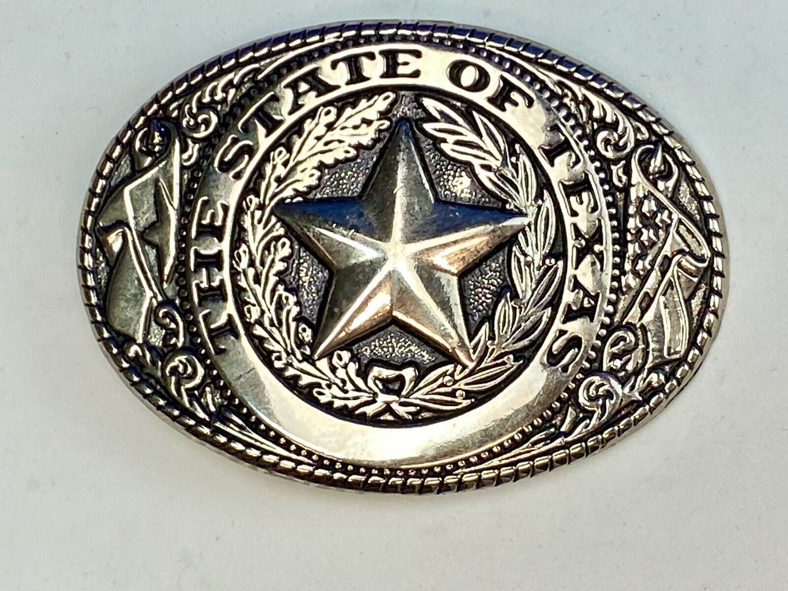 THE GREAT STATE OF TEXAS Star Black and Silver color flower swirl belt buckle 