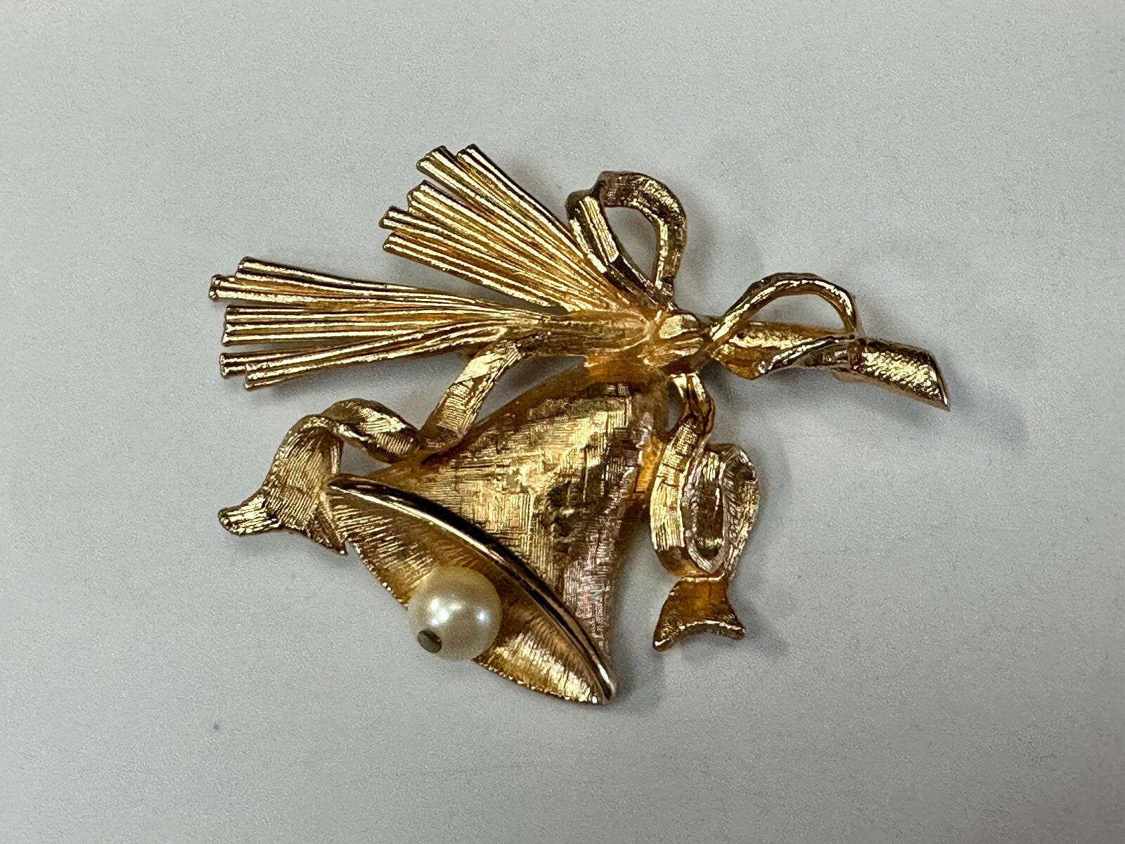 Bell & Pearl Ringer - Napier Signed Vintage Gold Tone Brooch Pin