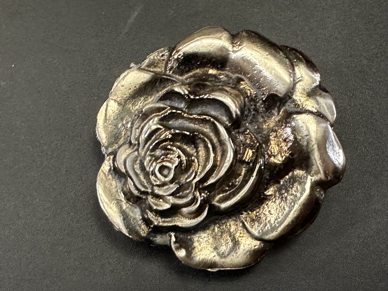 Artisan flower Rose - Vintage silver tone figural belt buckle